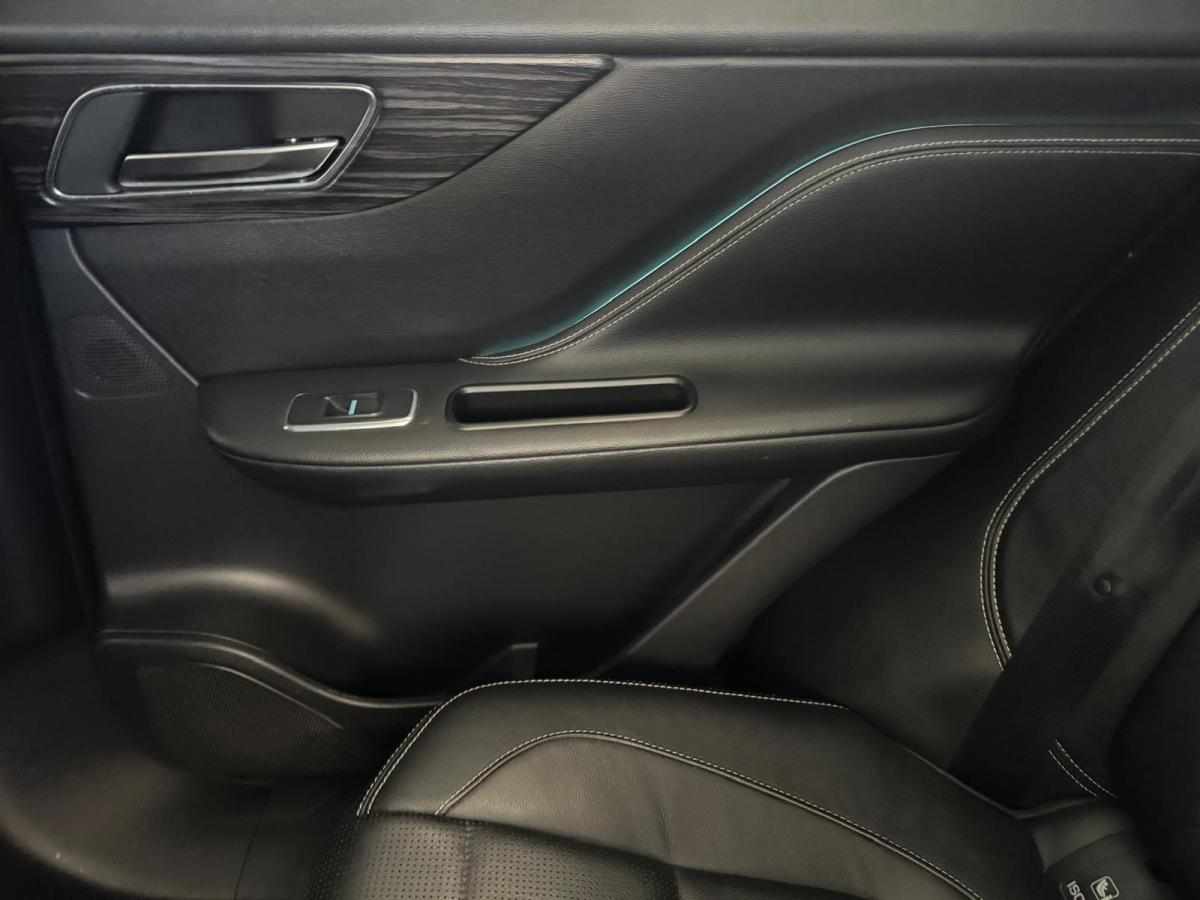 jaguar-f-pace-20d-2016-diesel-1999cc