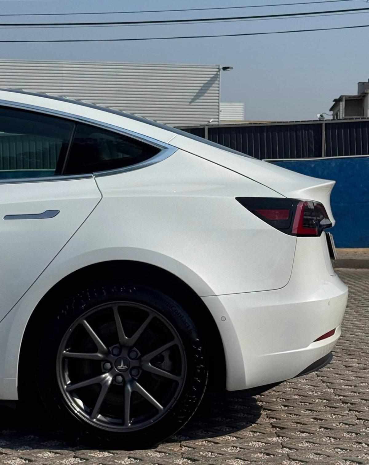tesla-model-3-standard-range-2019-eletrico