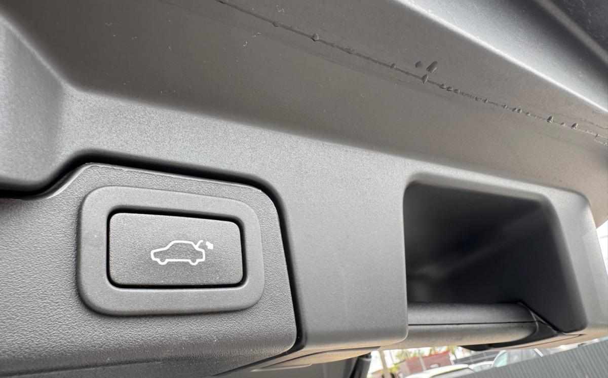 land-rover-range-rover-evoque-2-0-td4-awd-2018-diesel-1999cc