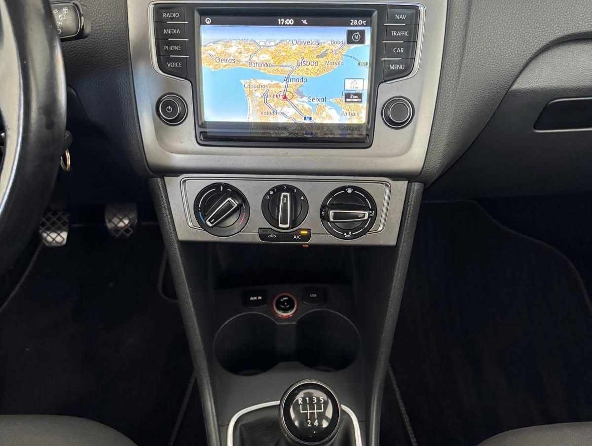 volkswagen-polo-1-4-tdi-2015-diesel-1422cc