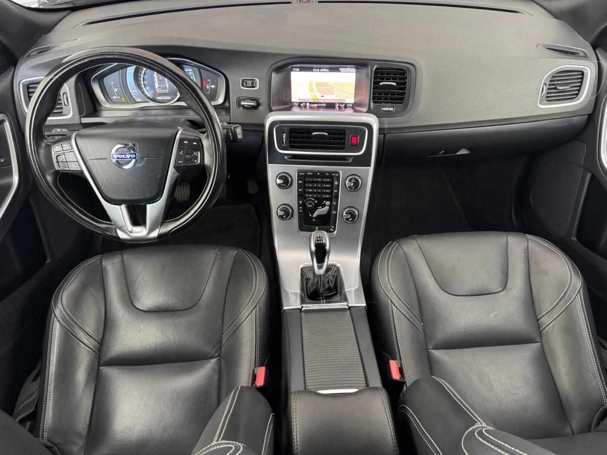 volvo-v60-d2-2018-diesel-1969cc
