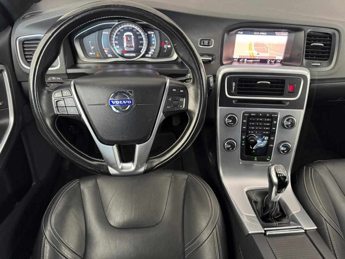 volvo-v60-d2-2018-diesel-1969cc