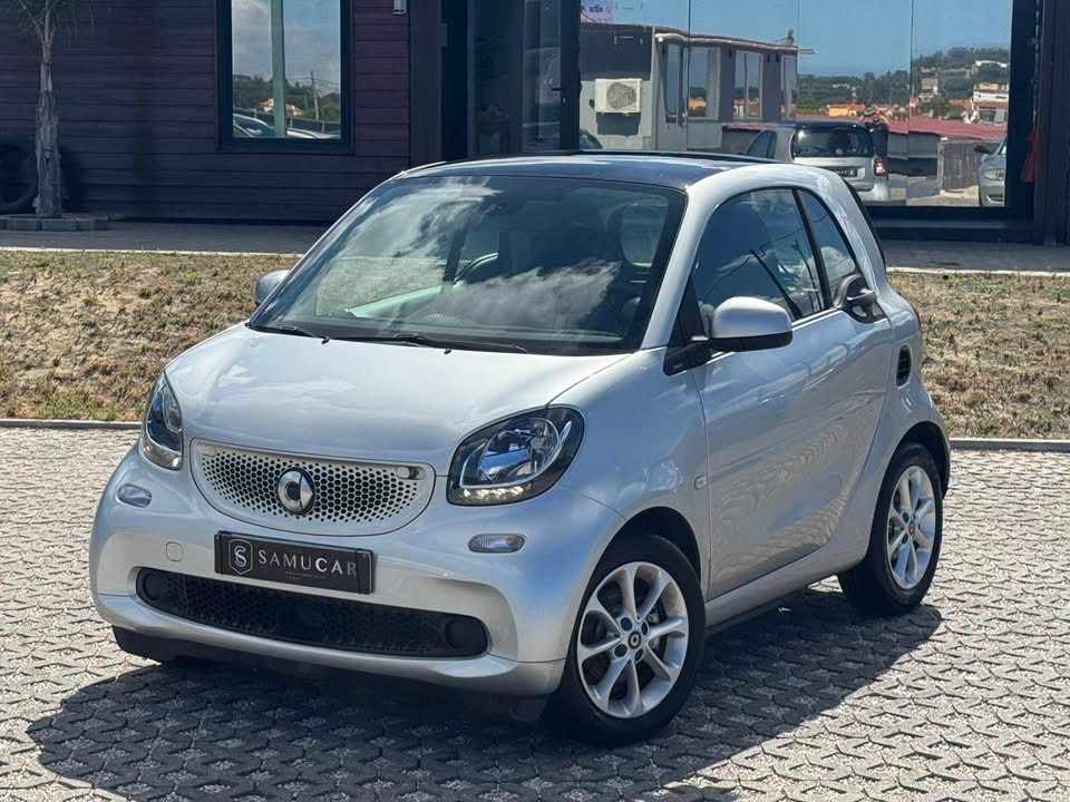 smart-fortwo-17-6-kwh-2017-eletrico
