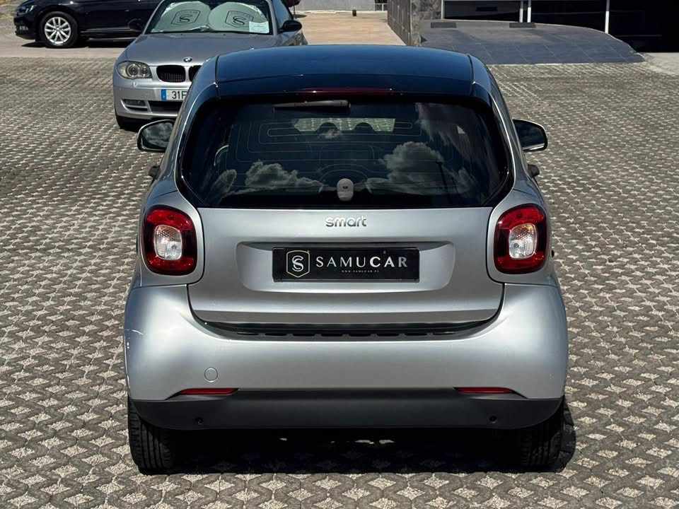 smart-fortwo-17-6-kwh-2017-eletrico