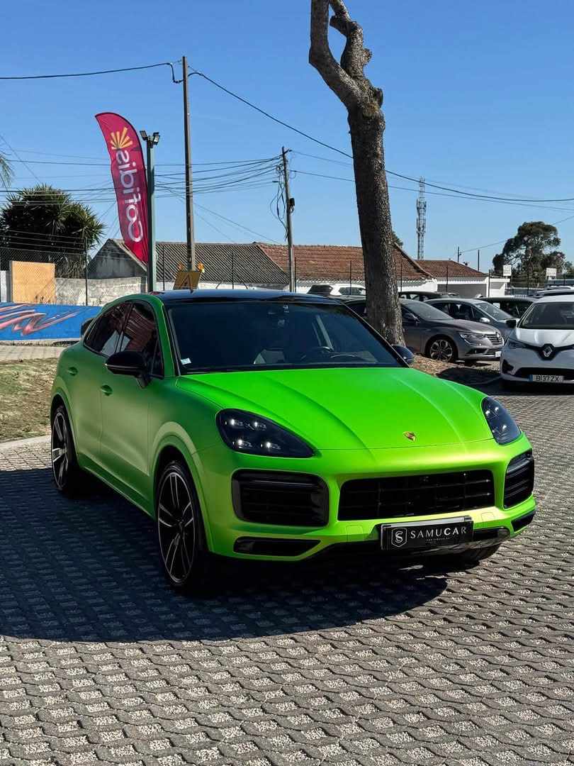 porsche-cayenne-e-hybrid-2021-hibrido-plug-in-2995cc