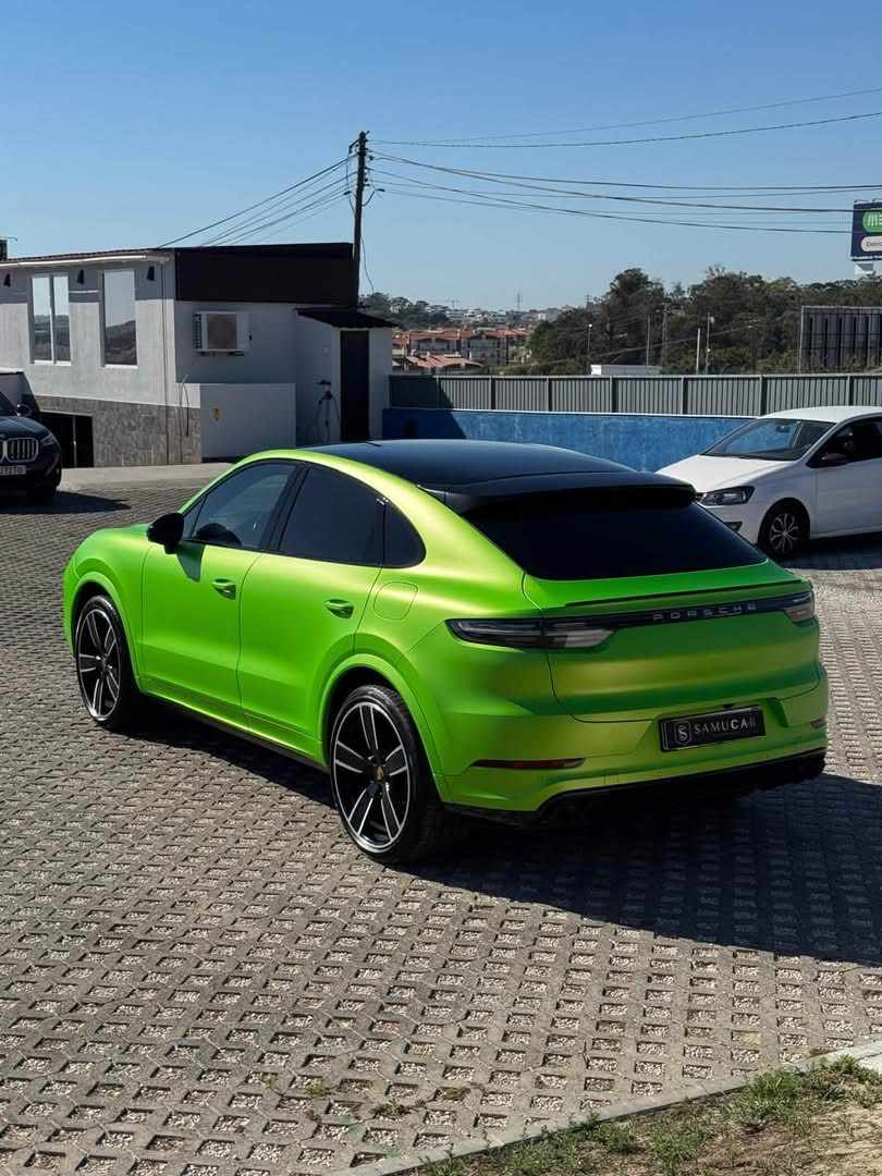 porsche-cayenne-e-hybrid-2021-hibrido-plug-in-2995cc