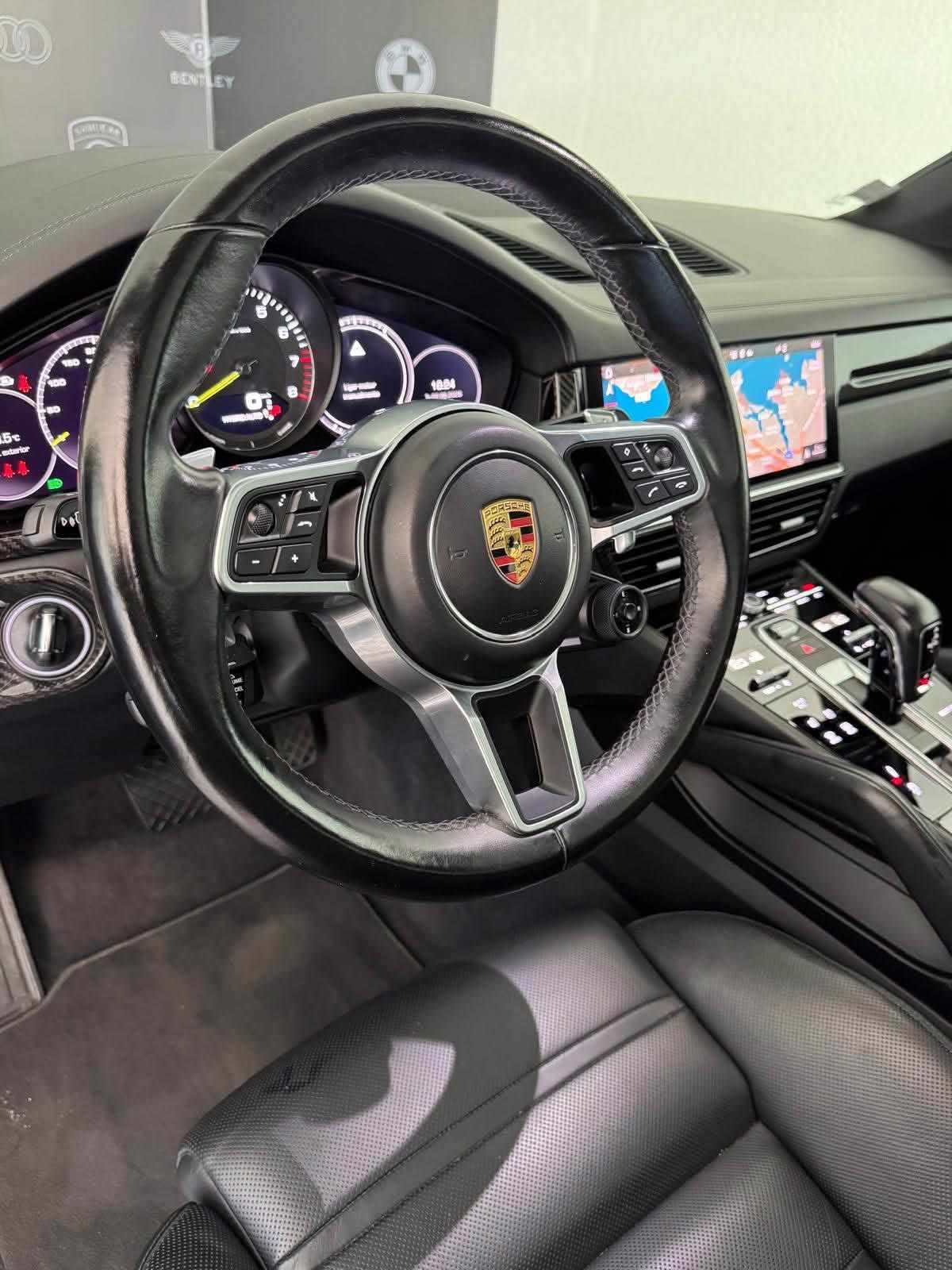 porsche-cayenne-e-hybrid-2021-hibrido-plug-in-2995cc