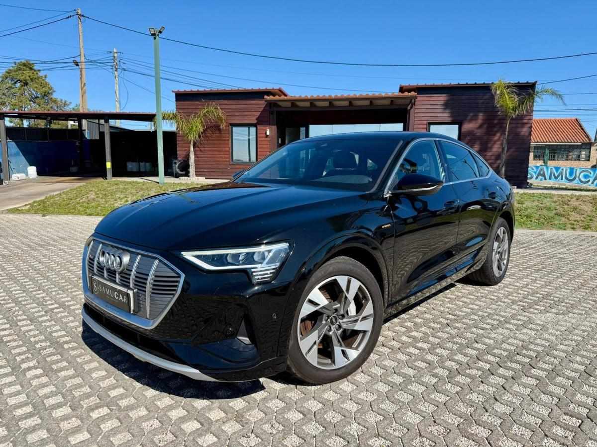 audi-e-tron-55-quattro-2022-eletrico
