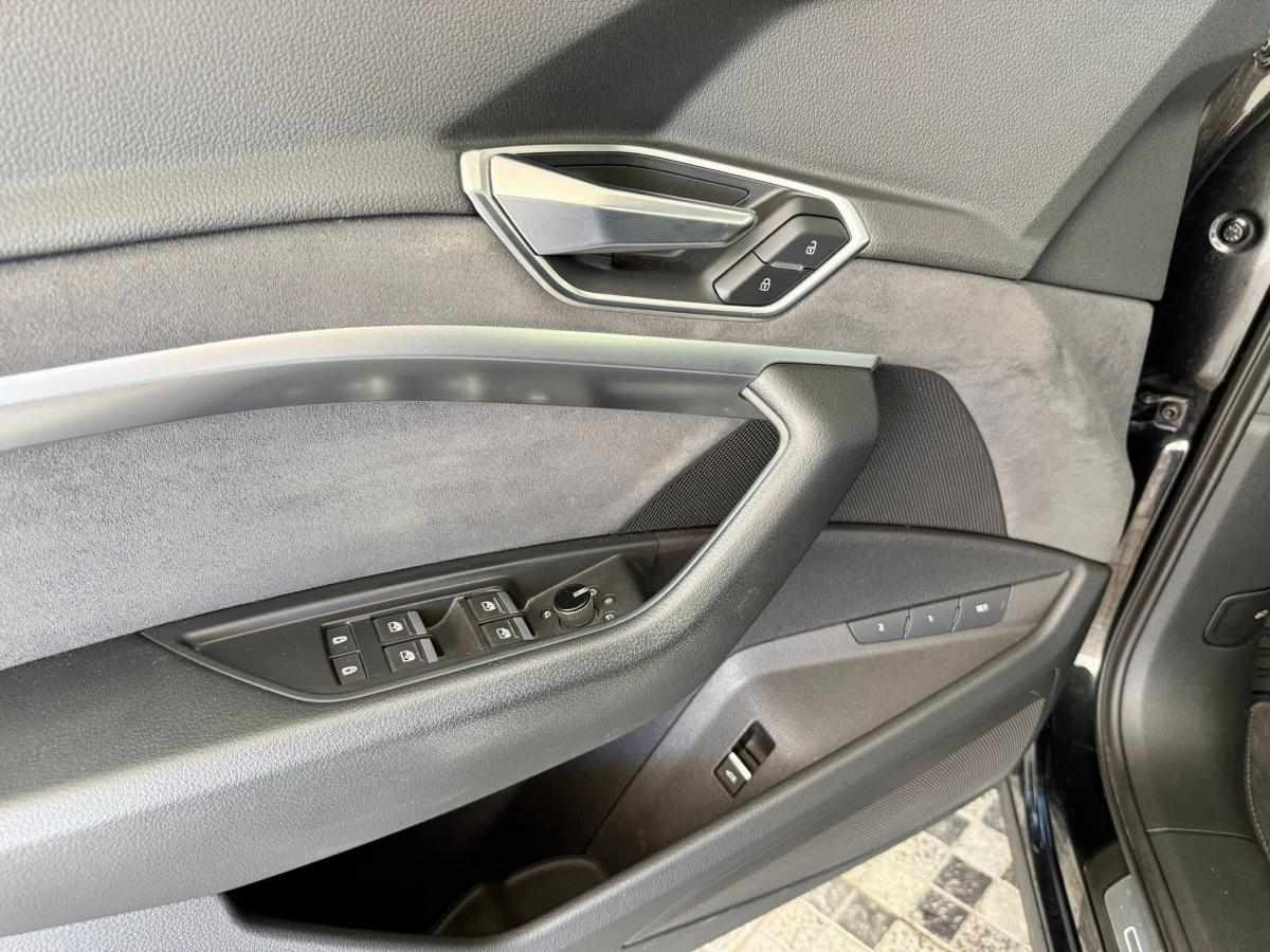audi-e-tron-55-quattro-2022-eletrico