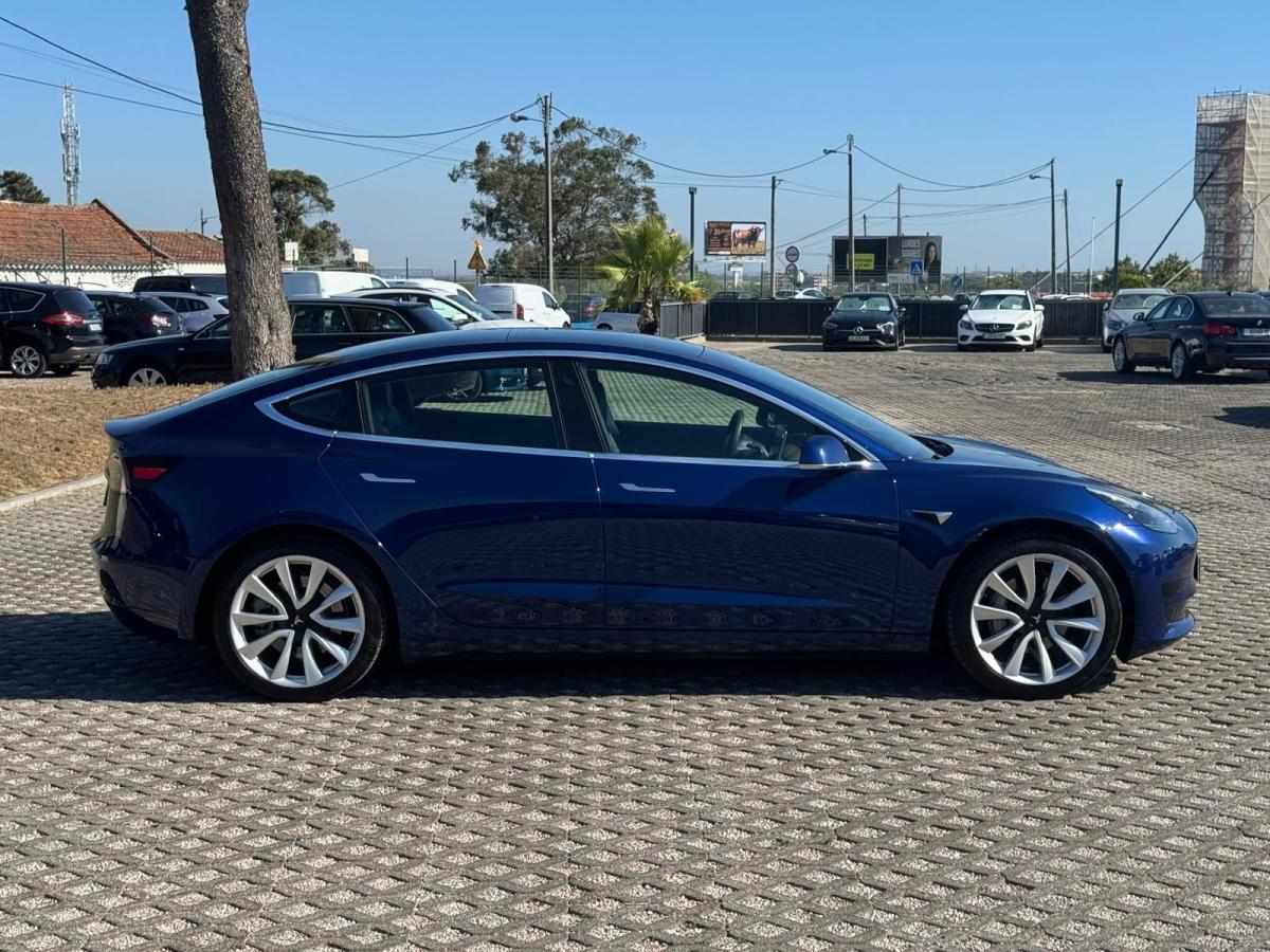 tesla-model-3-standard-range-2022-eletrico