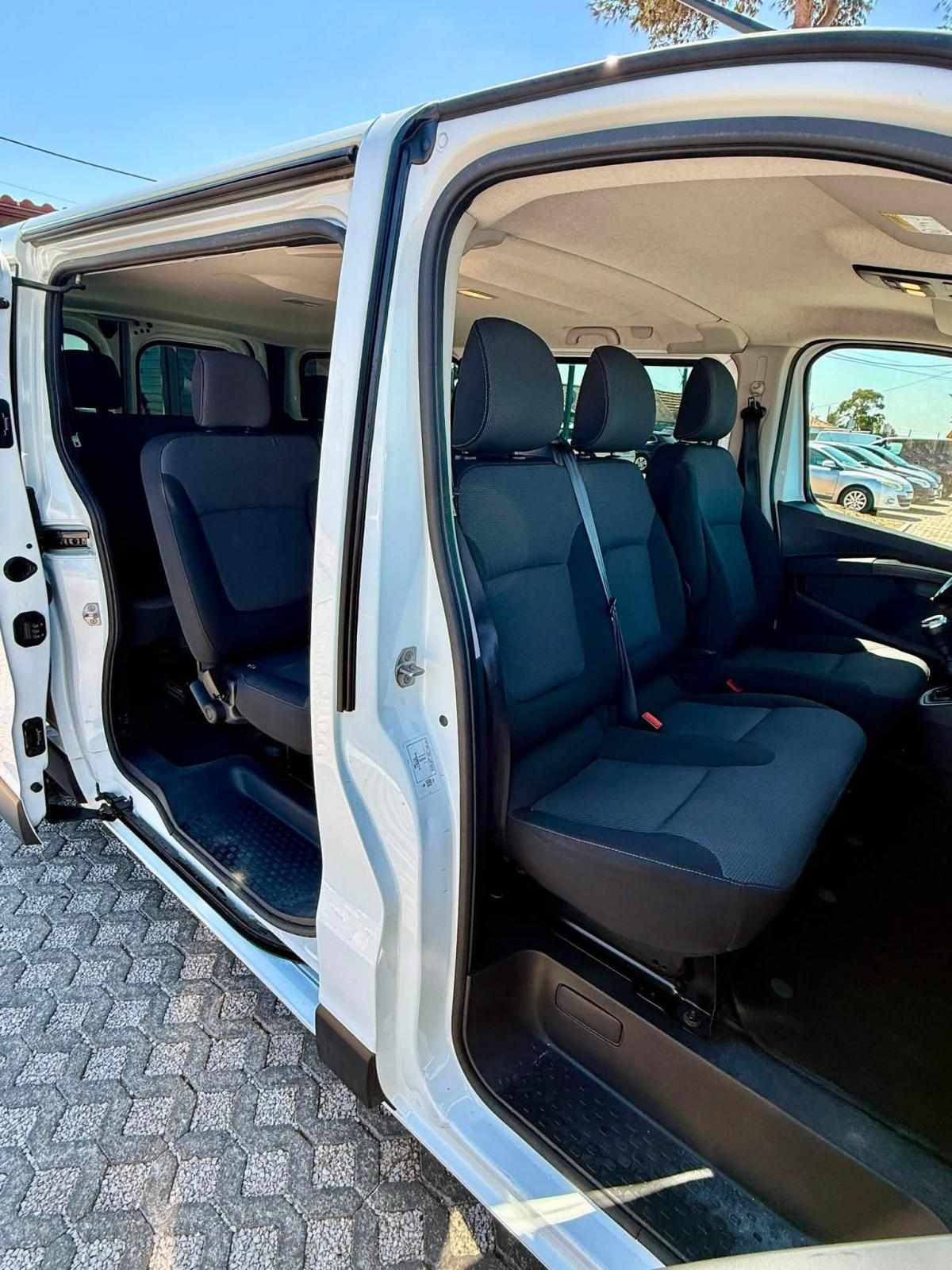 renault-trafic-2-0-110cv-2022-diesel-1997cc