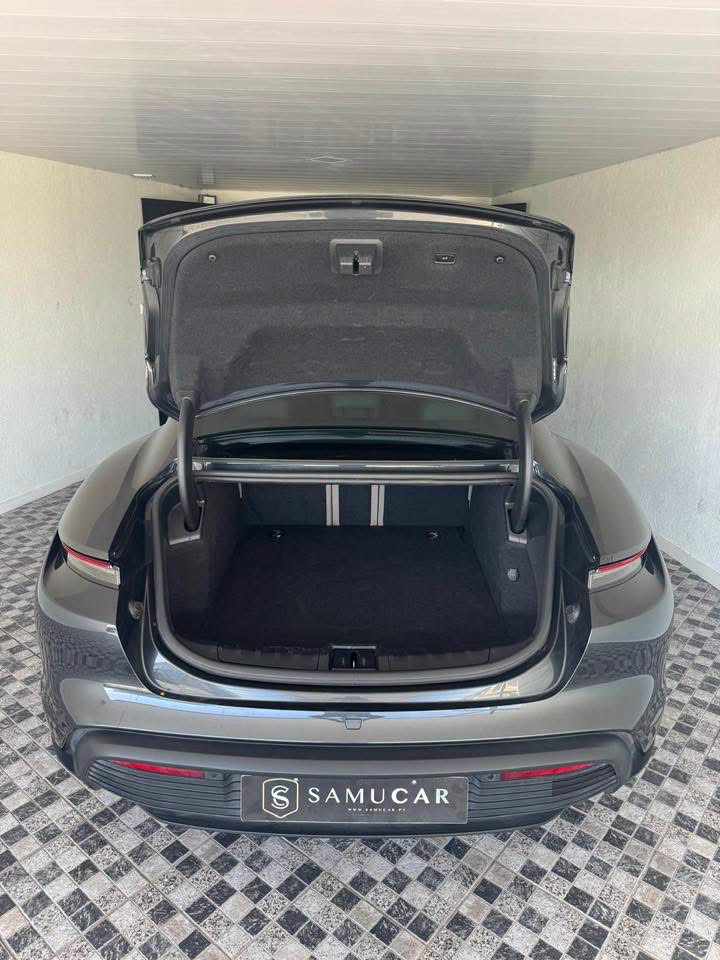 porsche-taycan-1-geracao-2022-eletrico
