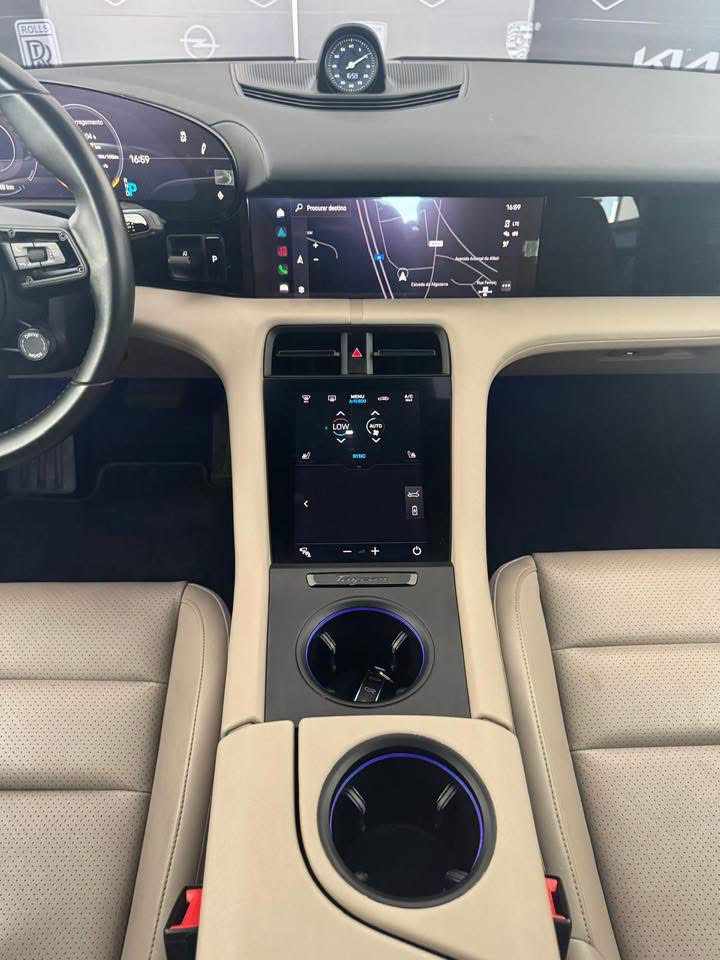 porsche-taycan-1-geracao-2022-eletrico