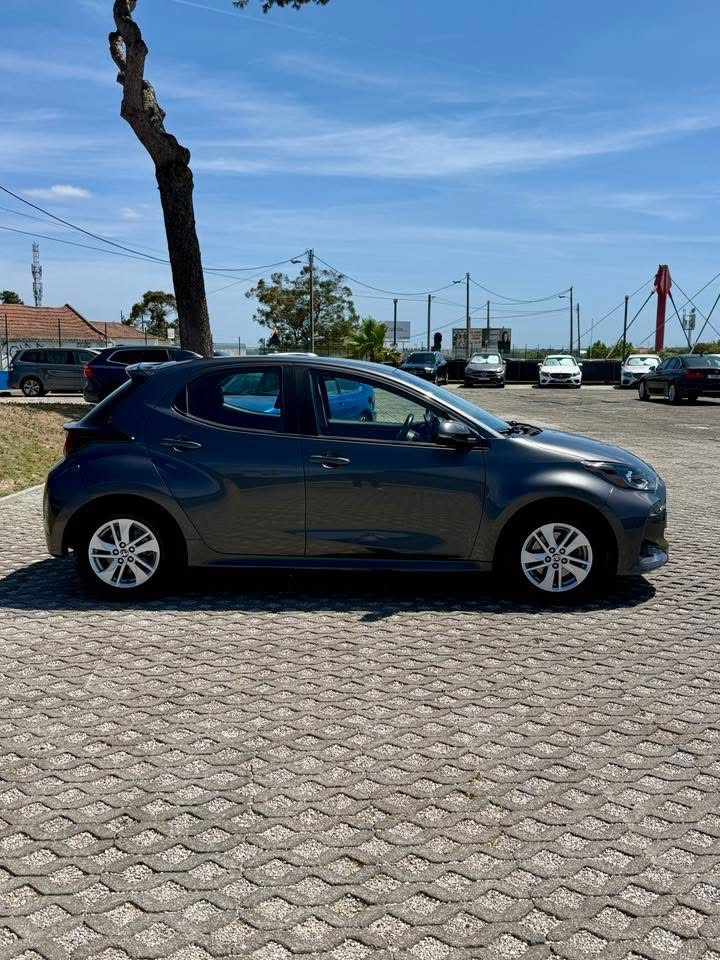 toyota-yaris-1-5-hybrid-2022-gasolina-1490cc