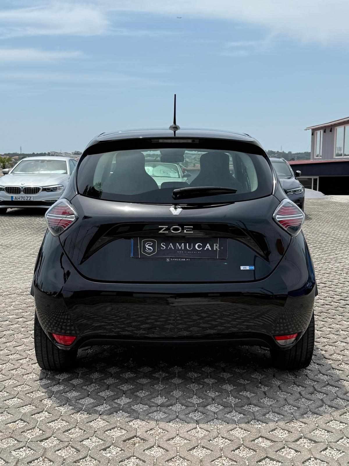 renault-zoe-r135-52-kwh-2021-eletrico