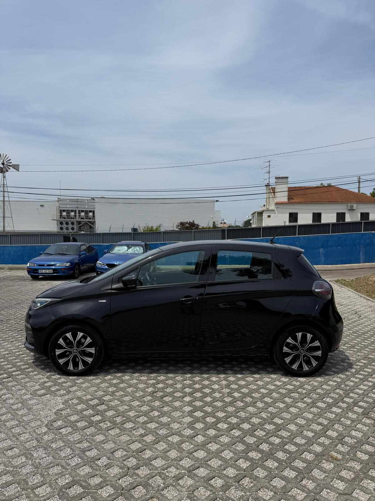 renault-zoe-r135-52-kwh-2021-eletrico