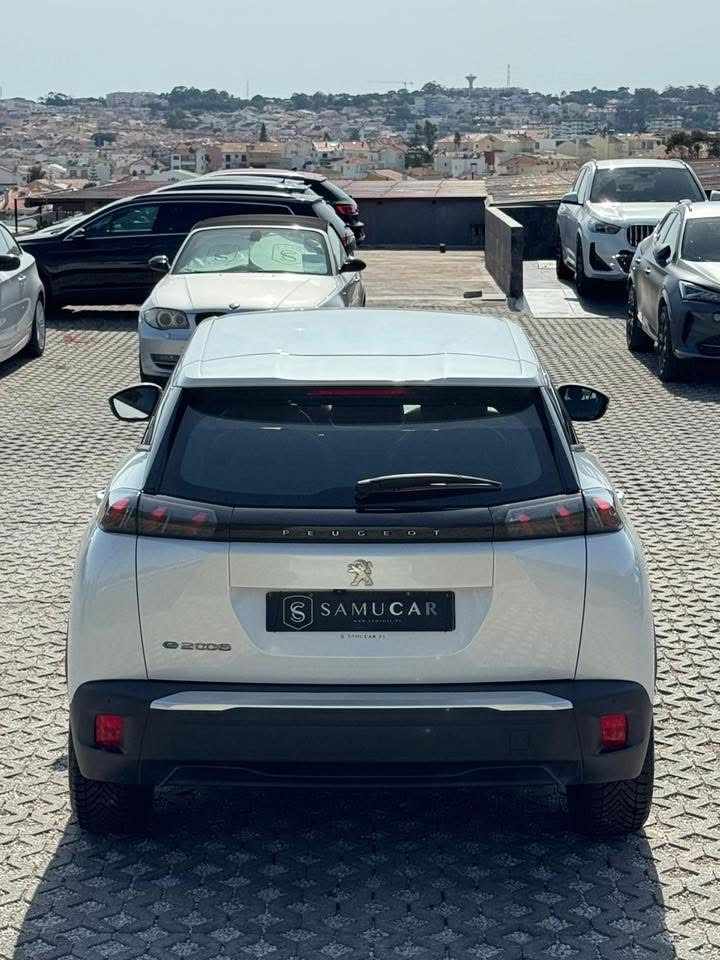 peugeot-e-2008-allure-ev-50kwh-2022-eletrico