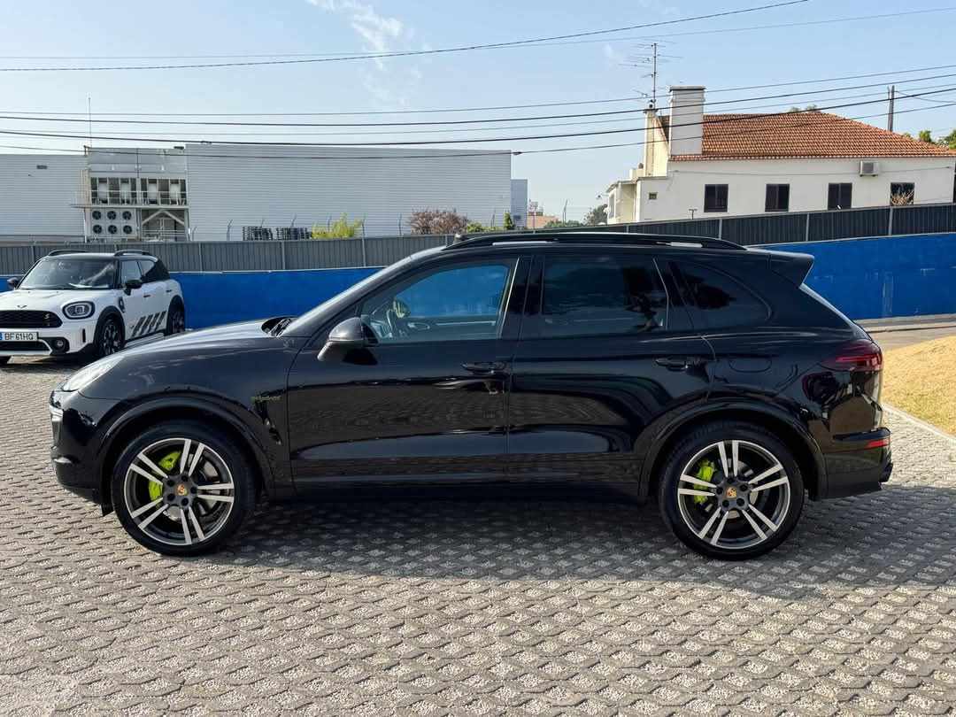 porsche-cayenne-s-3-0-v6-e-hybrid-2017-gasolina-2995cc