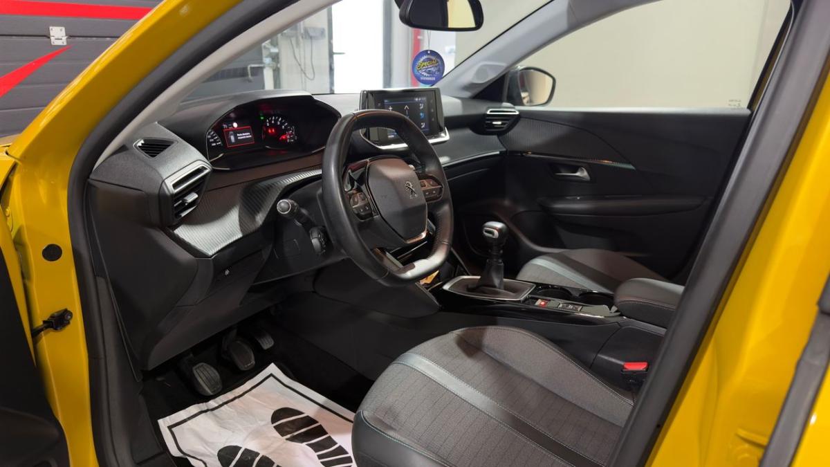 peugeot-208-2020-gasolina-1199cc
