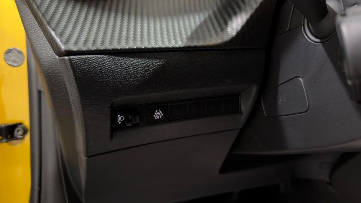 peugeot-208-2020-gasolina-1199cc