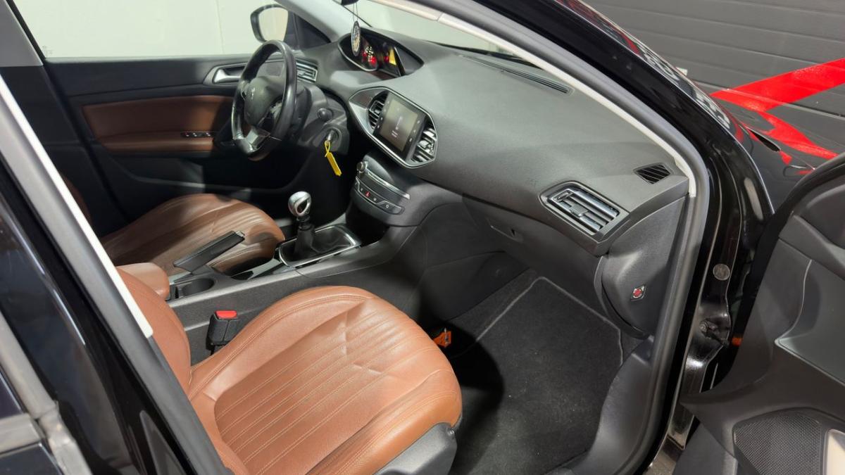 peugeot-308-2015-diesel-1560cc