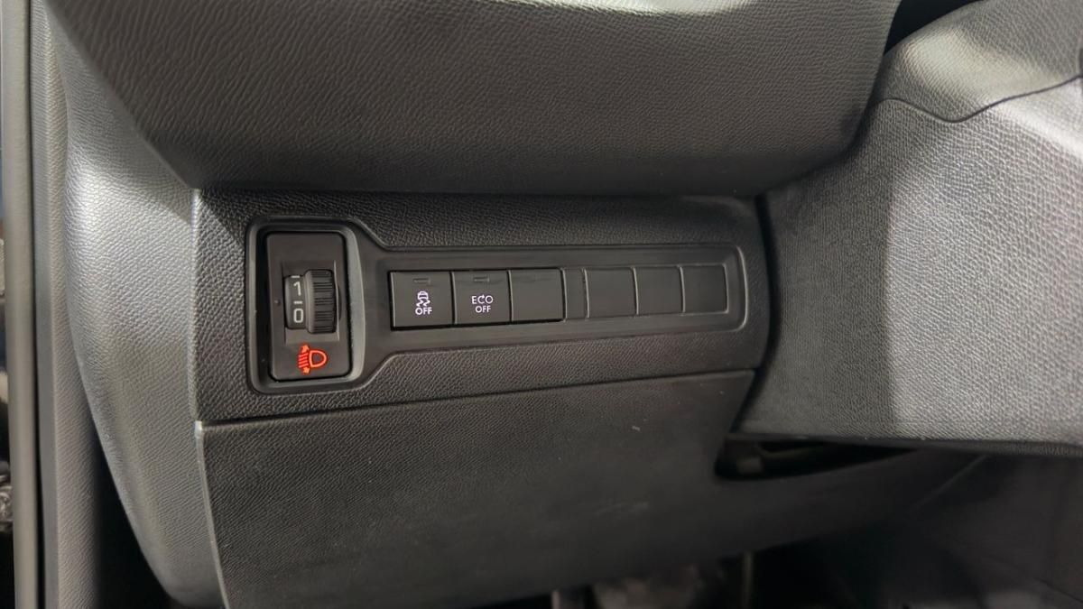 peugeot-308-2015-diesel-1560cc