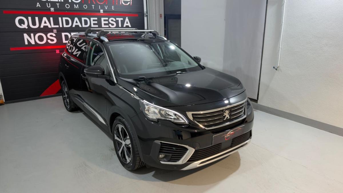 peugeot-5008-2019-gasolina-1199cc