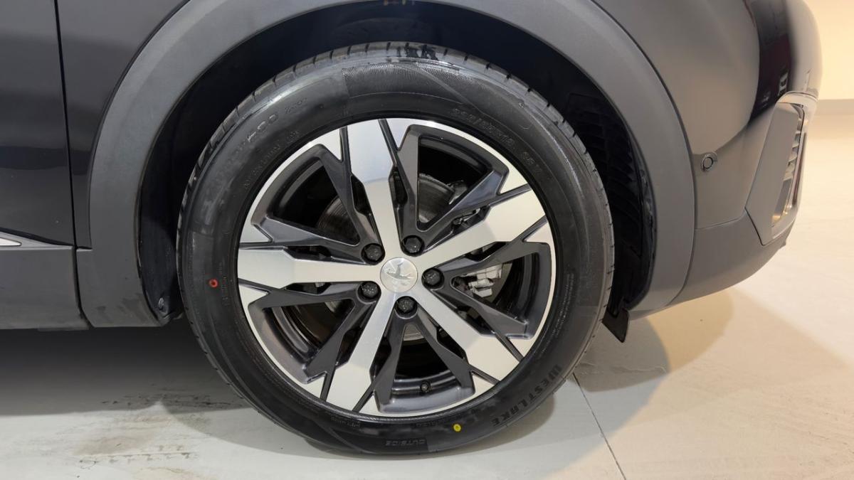 peugeot-5008-2019-gasolina-1199cc
