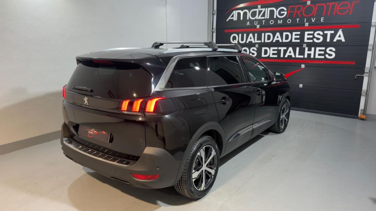 peugeot-5008-2019-gasolina-1199cc