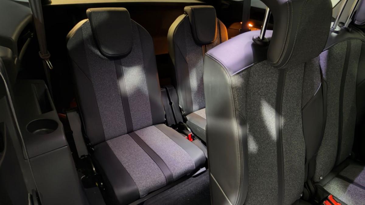 peugeot-5008-2019-gasolina-1199cc