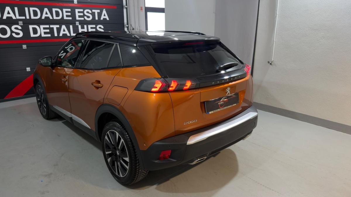 peugeot-2008-2020-gasolina-1199cc
