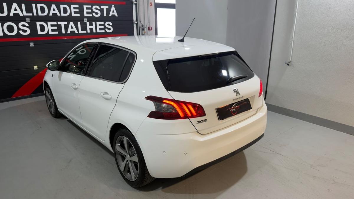 peugeot-308-2019-gasolina-1199cc