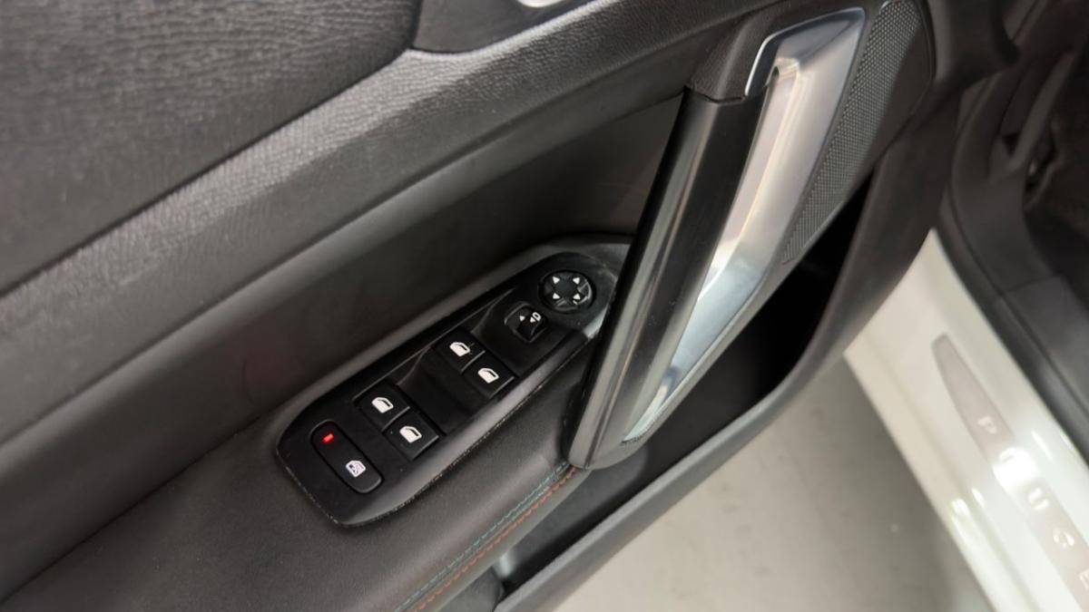 peugeot-308-2019-gasolina-1199cc