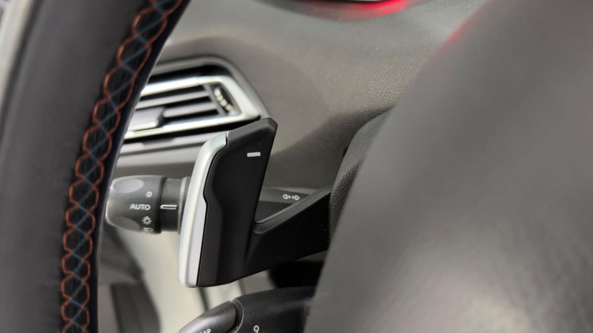 peugeot-308-2019-gasolina-1199cc