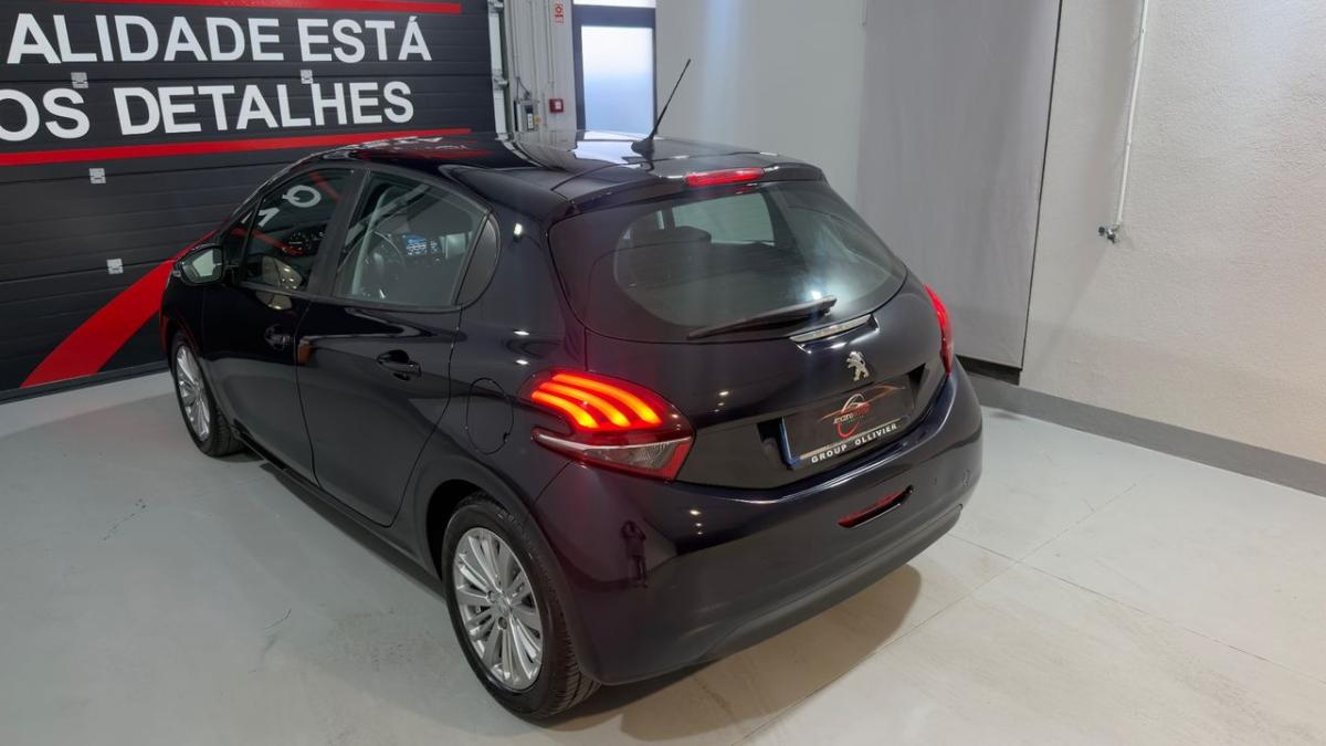 peugeot-208-2019-gasolina-1199cc