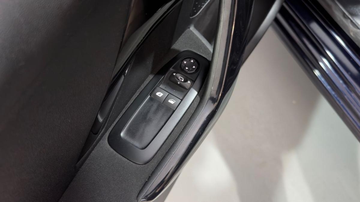 peugeot-208-2019-gasolina-1199cc