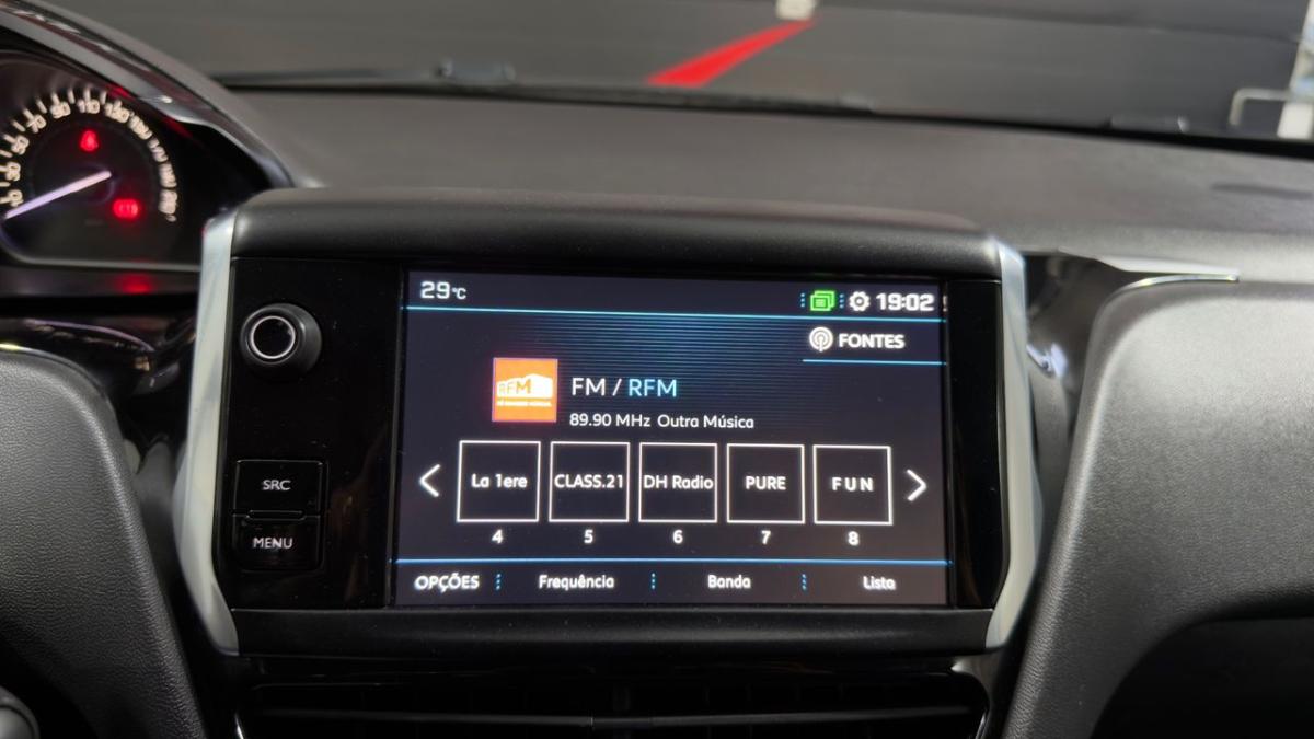 peugeot-208-2019-gasolina-1199cc
