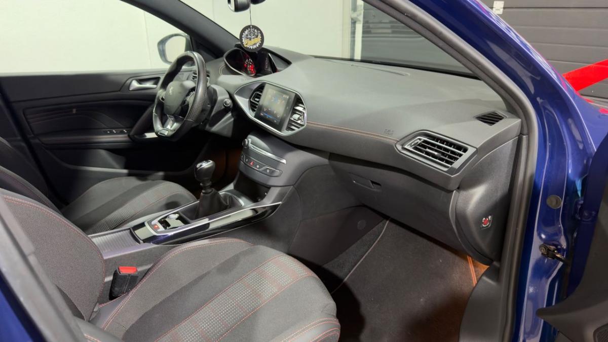 peugeot-308-2020-gasolina-1199cc