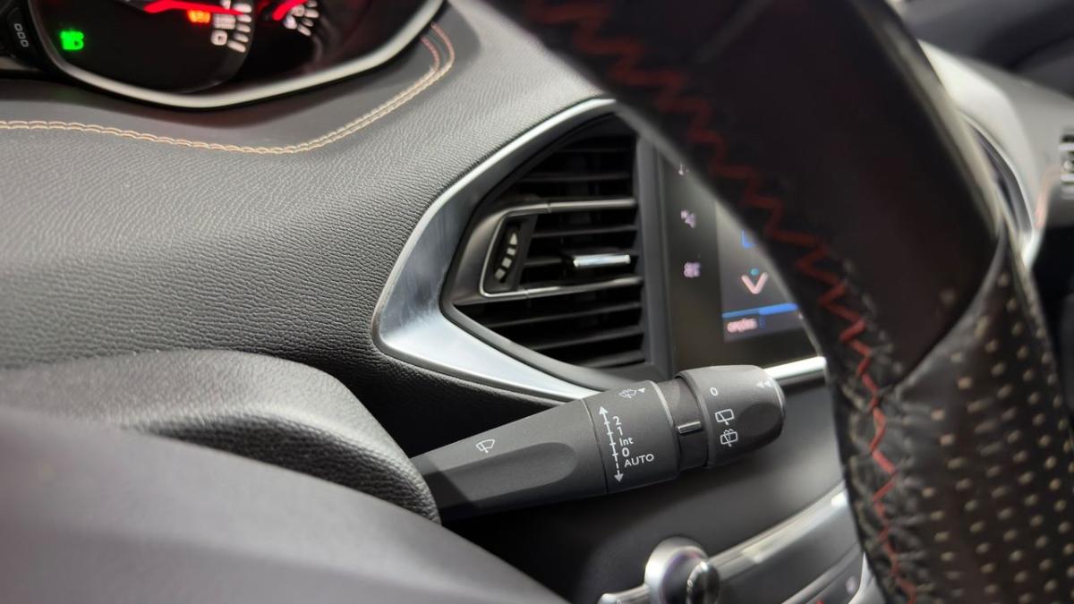 peugeot-308-2020-gasolina-1199cc