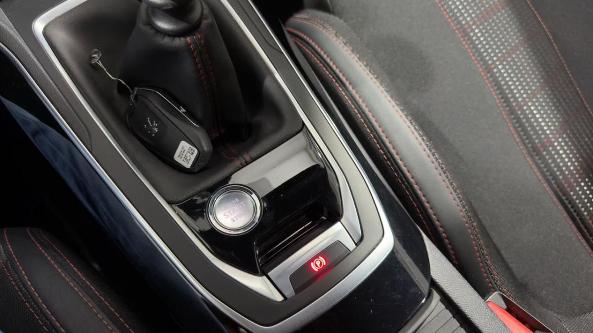 peugeot-308-2020-gasolina-1199cc