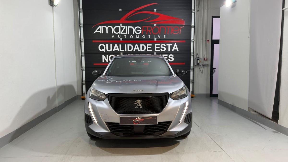 peugeot-2008-2023-gasolina-1199cc