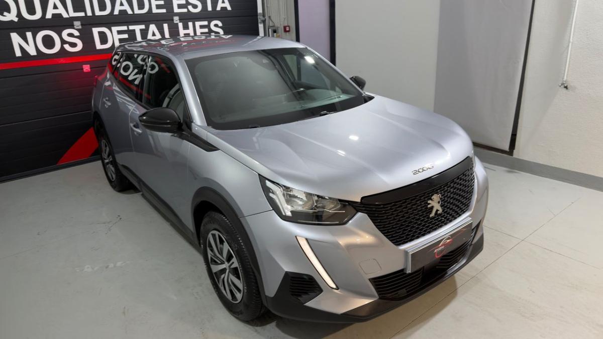 peugeot-2008-2023-gasolina-1199cc