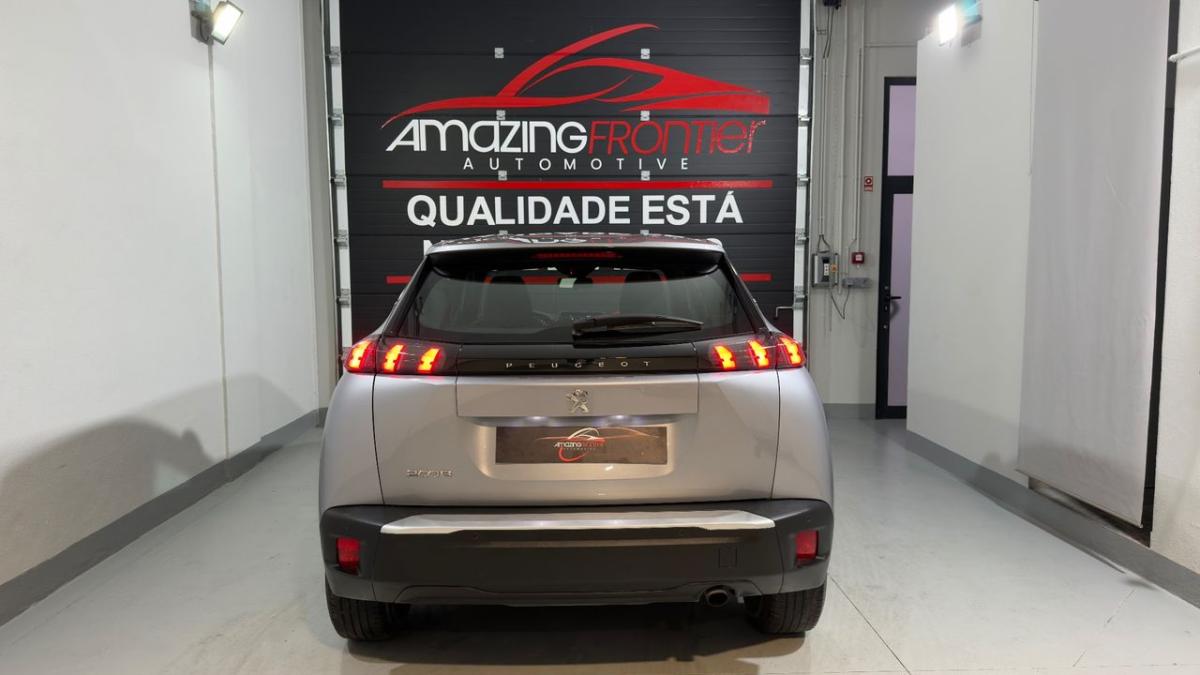 peugeot-2008-2023-gasolina-1199cc