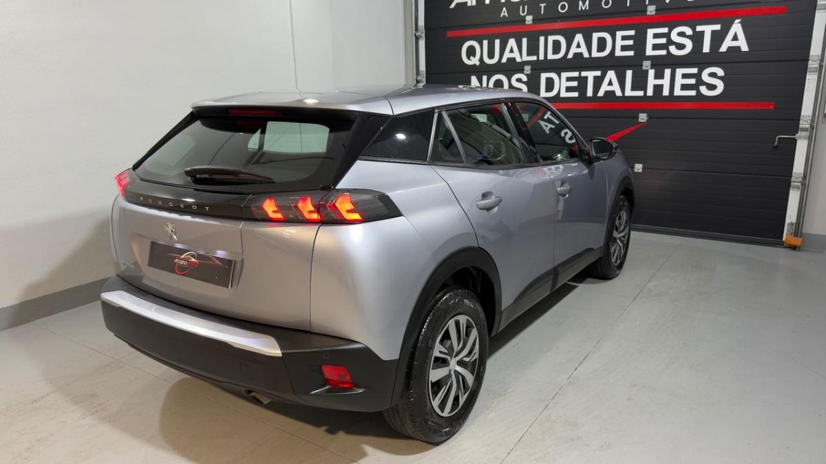 peugeot-2008-2023-gasolina-1199cc