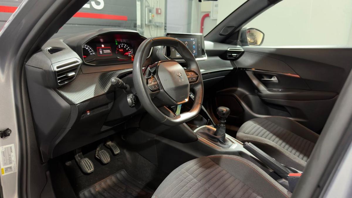 peugeot-2008-2023-gasolina-1199cc
