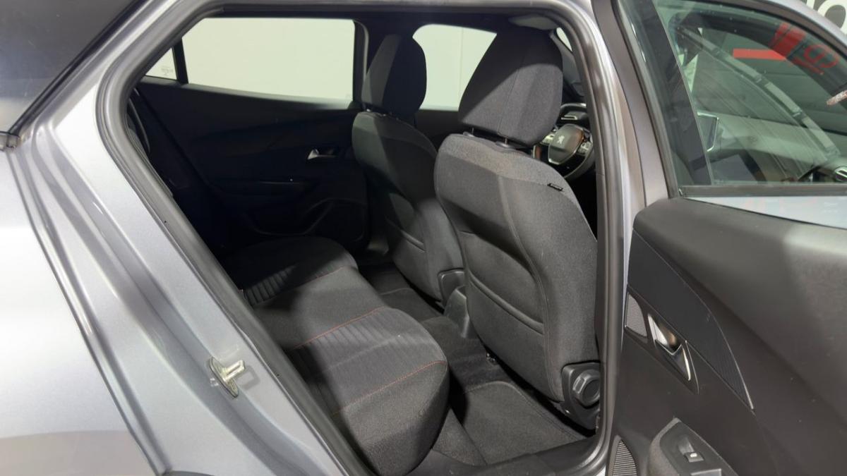 peugeot-2008-2023-gasolina-1199cc