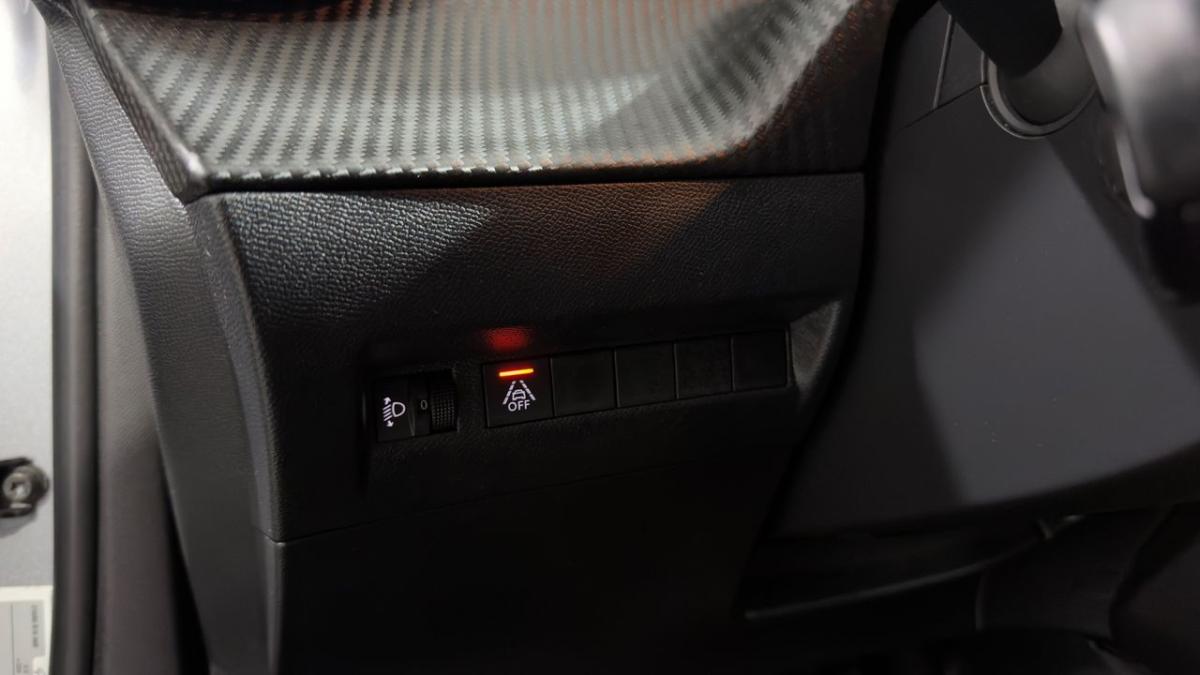 peugeot-2008-2023-gasolina-1199cc
