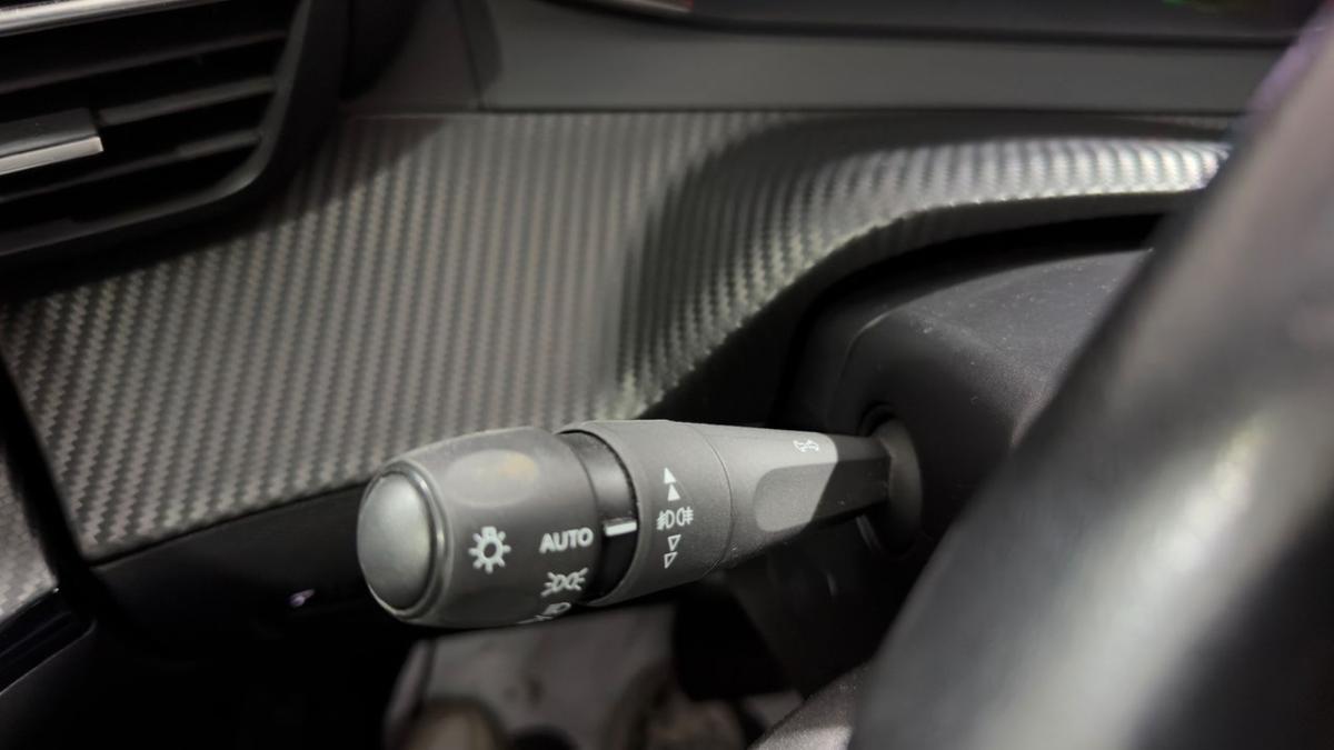 peugeot-2008-2021-eletrico-0cc