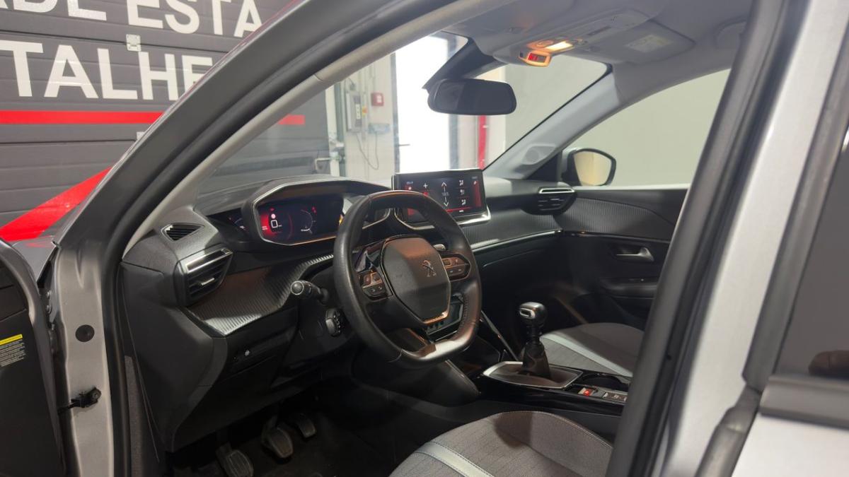 peugeot-208-2019-gasolina-1199cc