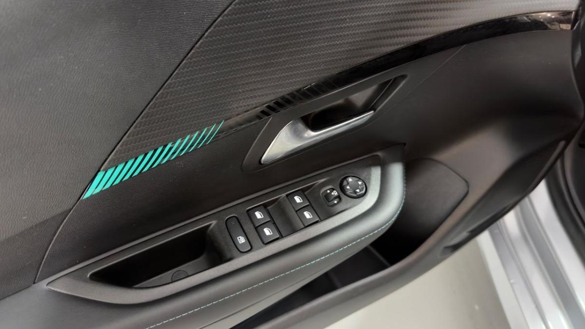 peugeot-208-2019-gasolina-1199cc